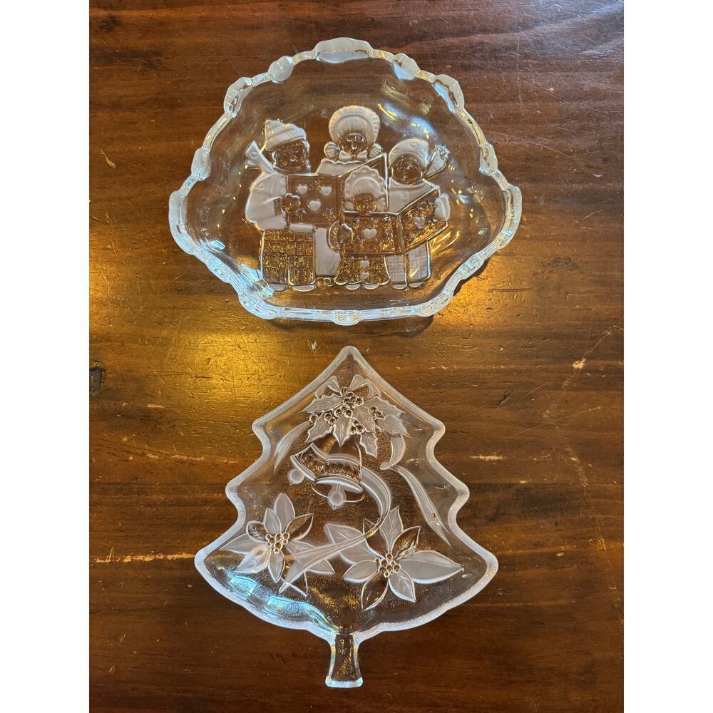 Christmas/Holiday Etched Glass Dishes, Carolers & A Christmas Tree